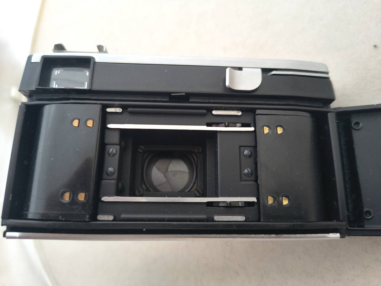 jpg/lomo_smena_sl_IMG_20260801_094241339.jpg